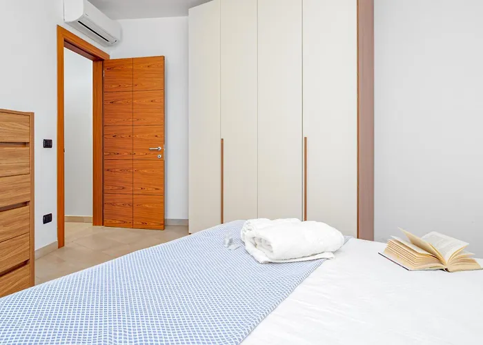 Apartman Marconi 9 *